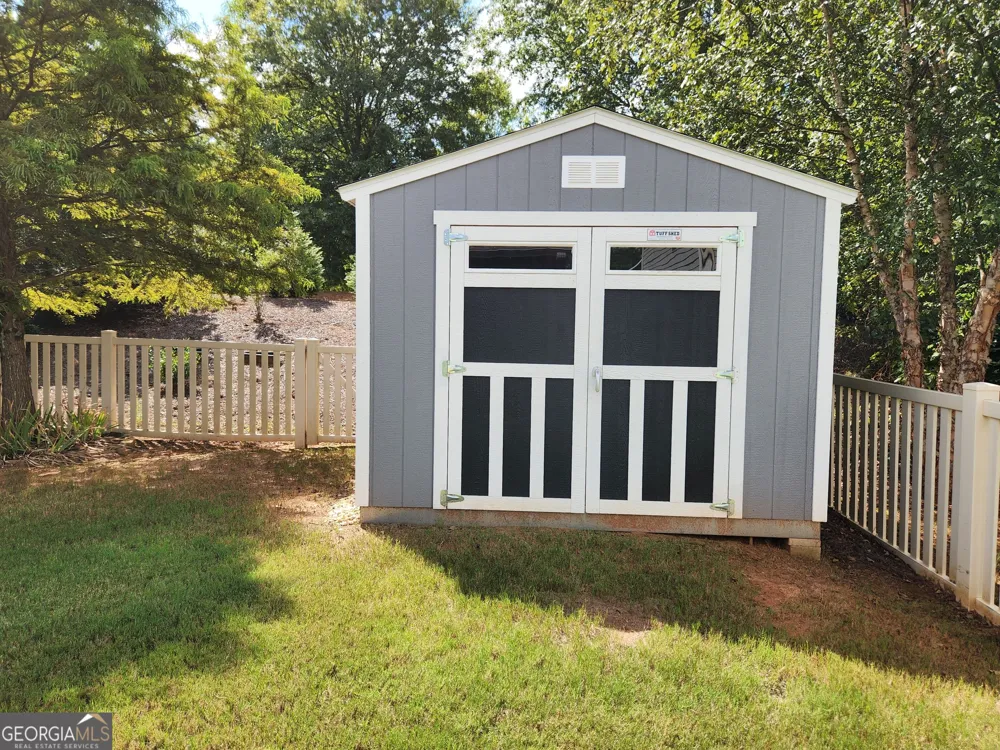 17 Cliffbriar TER Newnan, GA 30263