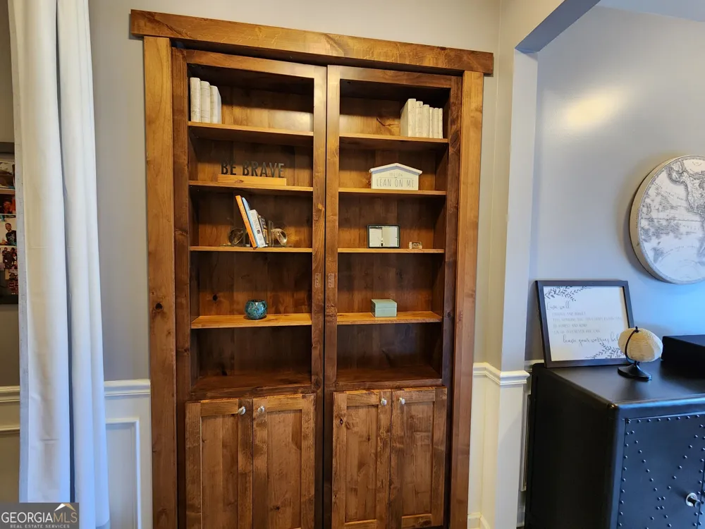 17 Cliffbriar TER Newnan, GA 30263