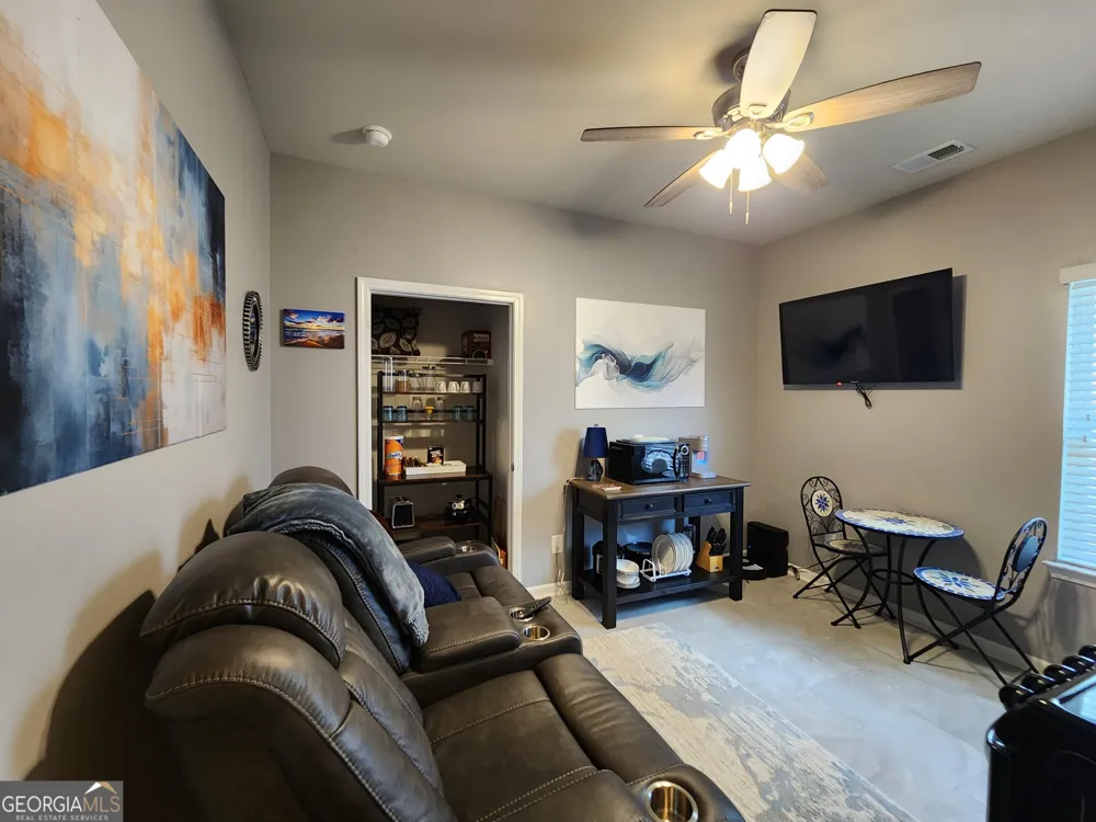 17 Cliffbriar TER Newnan, GA 30263