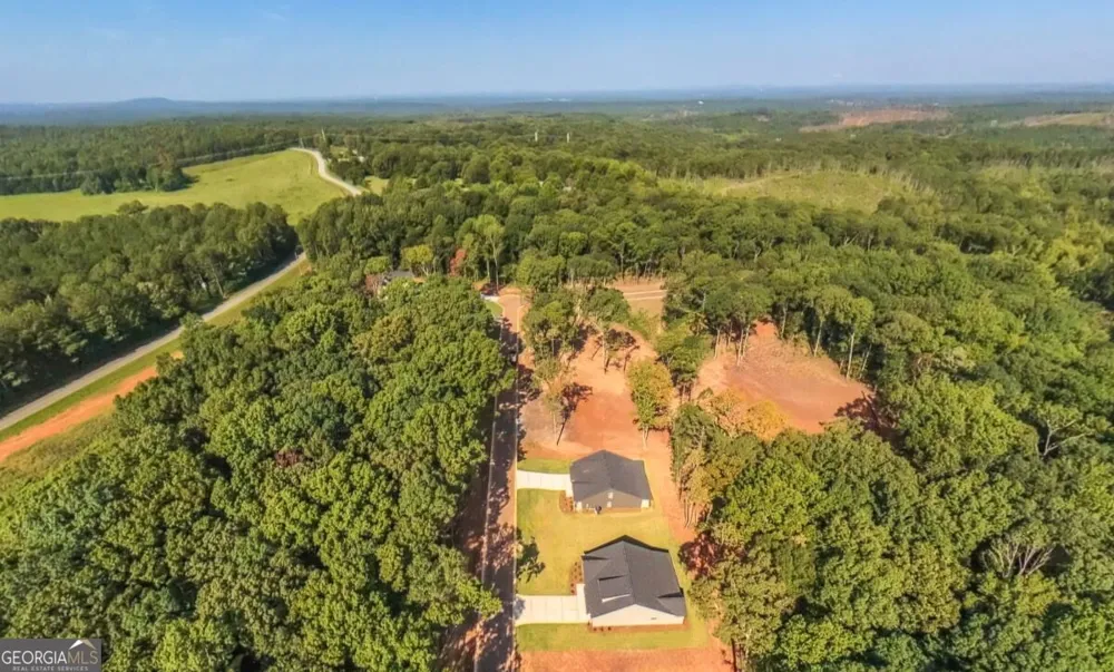 61 Hazel LN Bremen, GA 30110