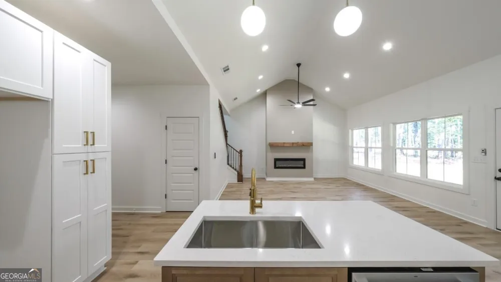 61 Hazel LN Bremen, GA 30110