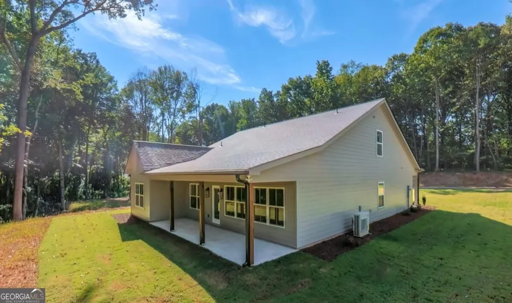 61 Hazel LN Bremen, GA 30110