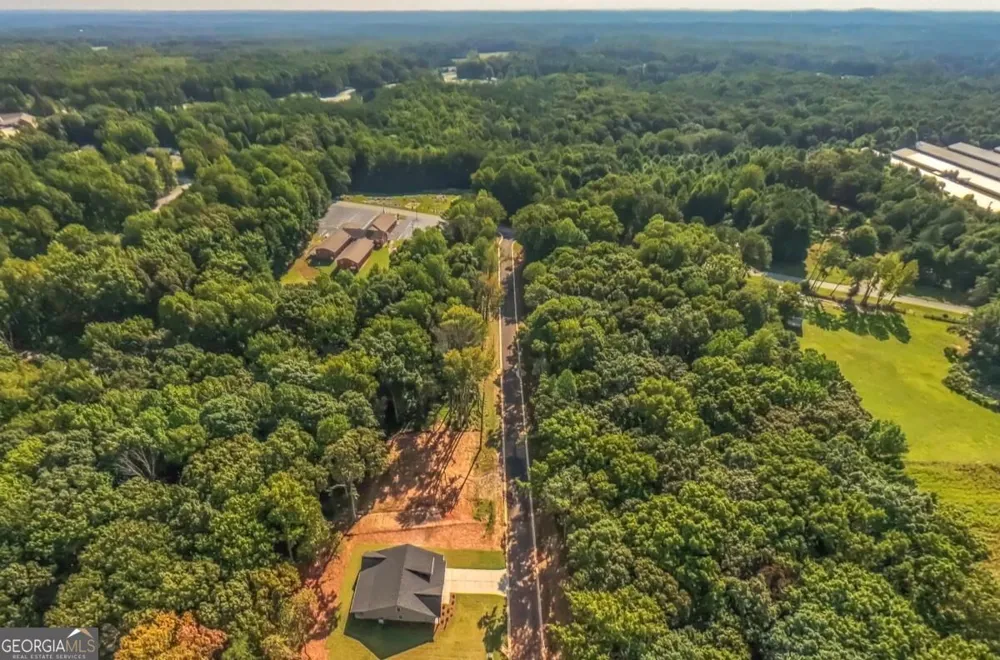 61 Hazel LN Bremen, GA 30110