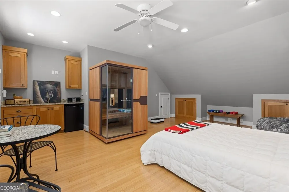 224 Cherry ST Chattanooga, TN 37403