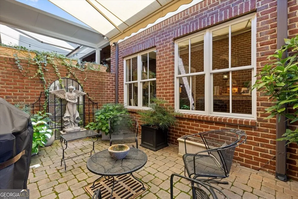 224 Cherry ST Chattanooga, TN 37403