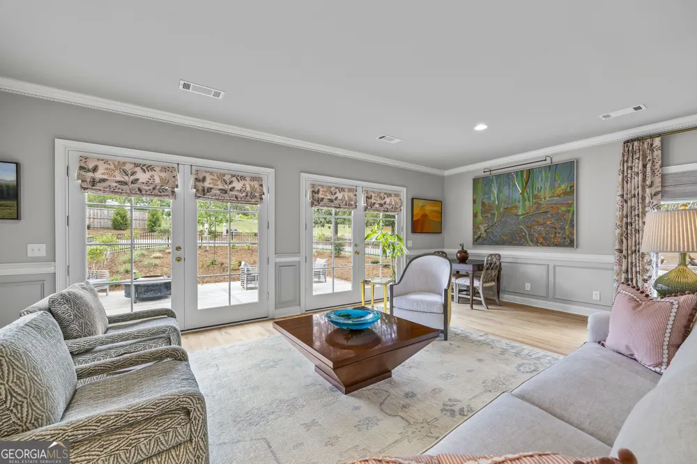 1900 Crystal Hills DR Athens, GA 30606