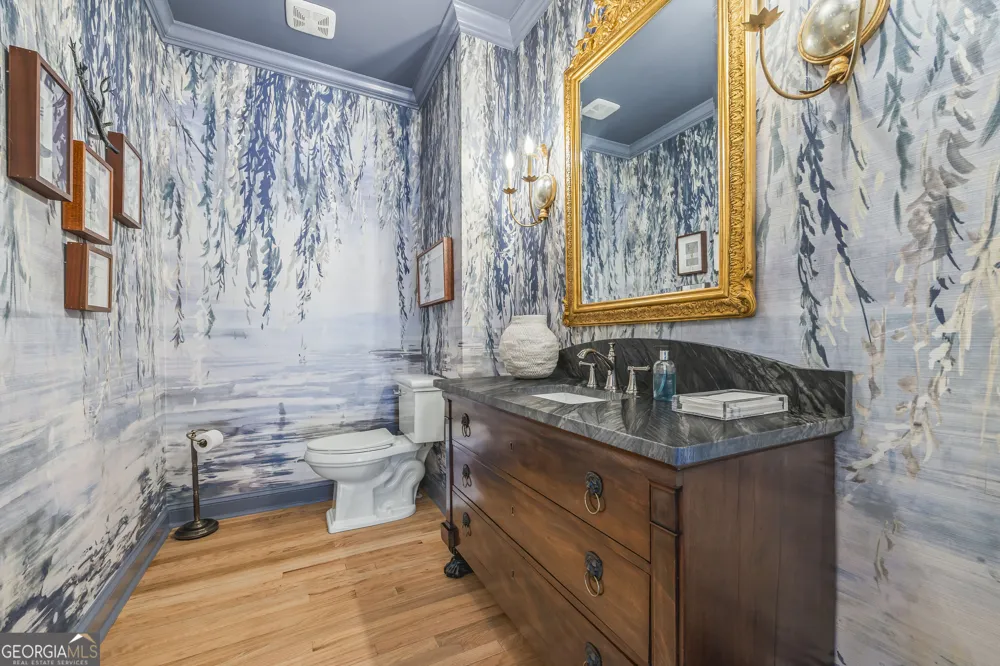 1900 Crystal Hills DR Athens, GA 30606