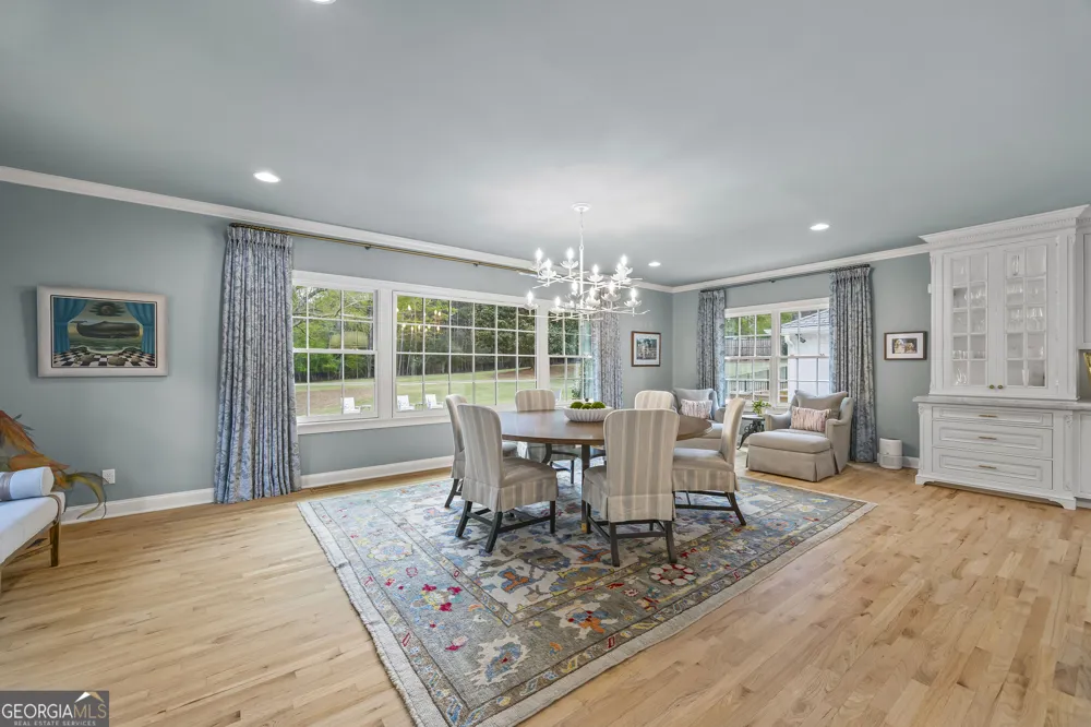 1900 Crystal Hills DR Athens, GA 30606