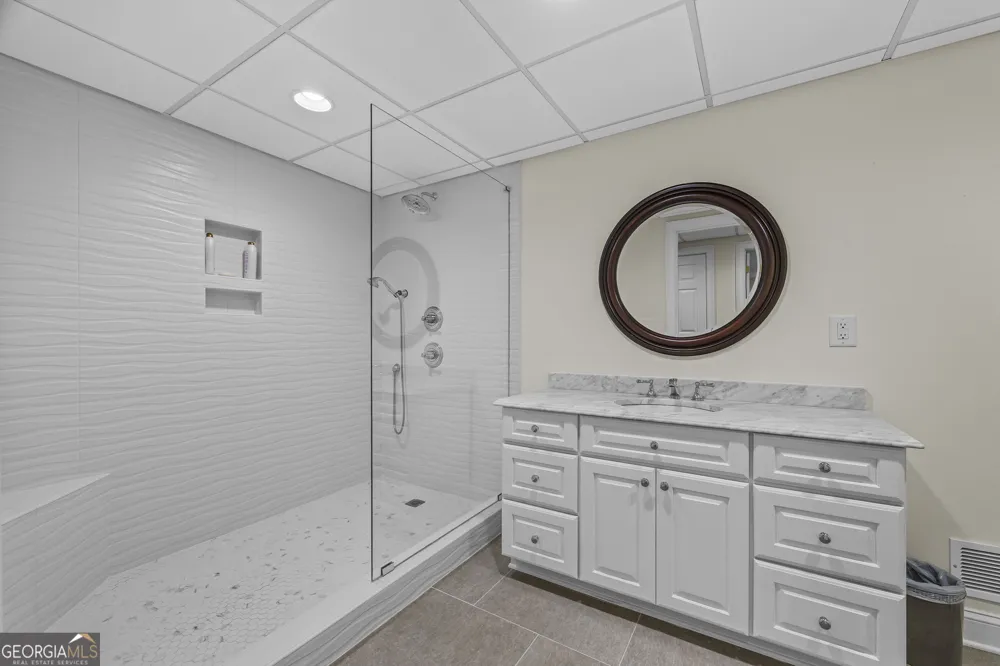 1900 Crystal Hills DR Athens, GA 30606