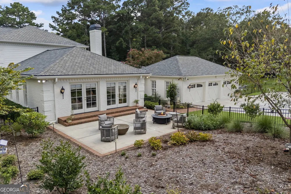 1900 Crystal Hills DR Athens, GA 30606