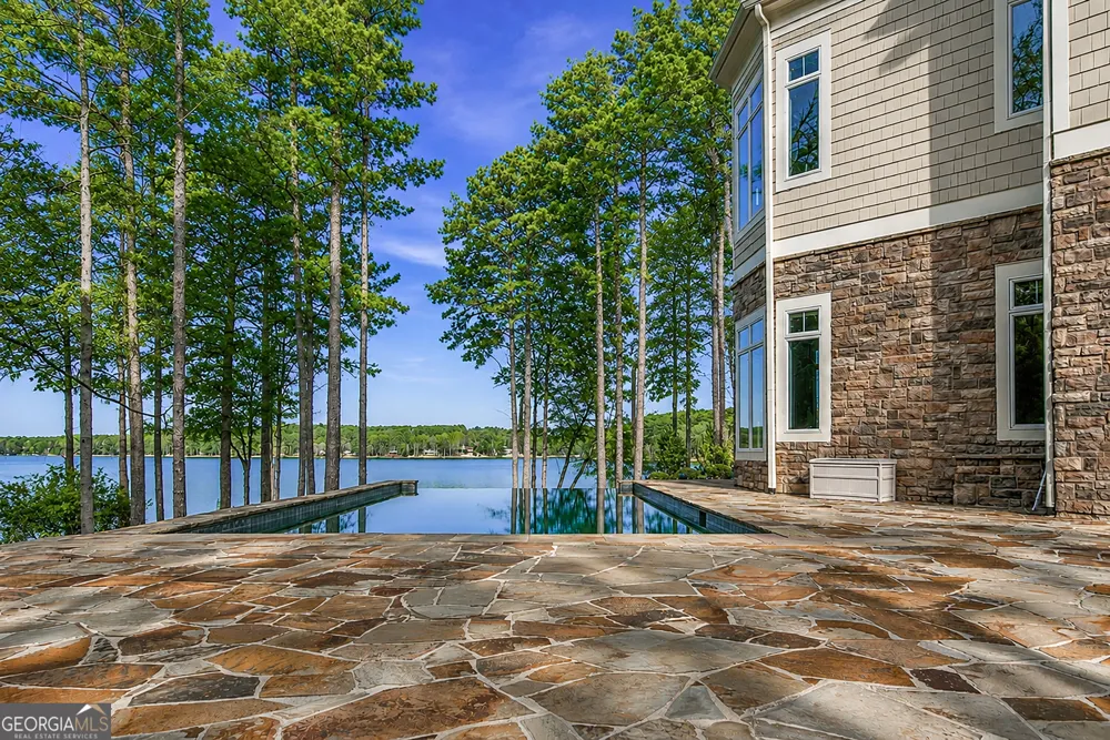 1080 Prosperity PTE Greensboro, GA 30642