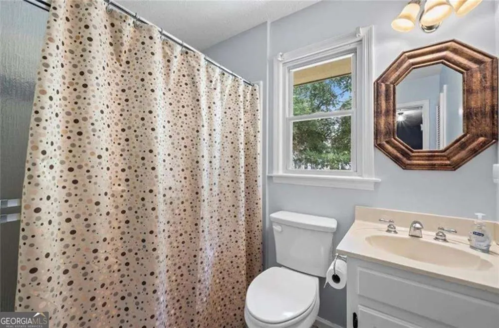 392 Heritage LN Alpharetta, GA 30009