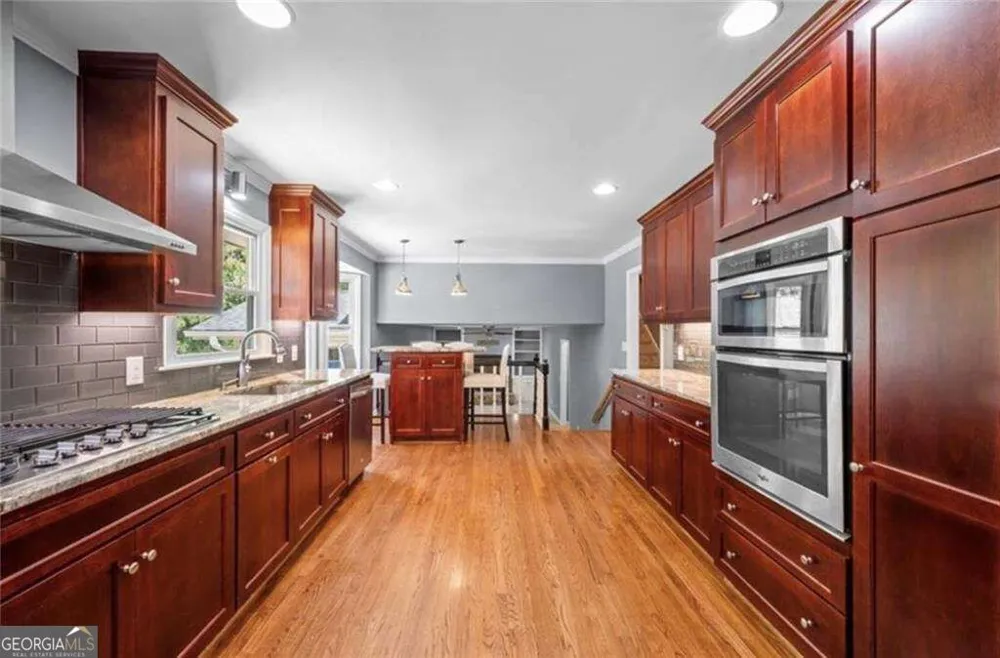 392 Heritage LN Alpharetta, GA 30009