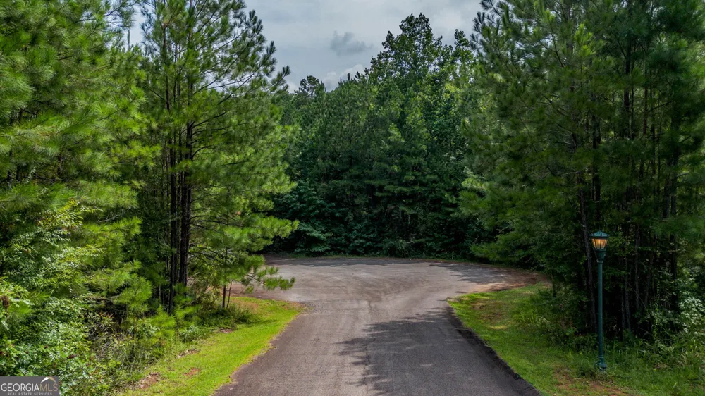 315 Waddesdon DR Macon, GA 31220