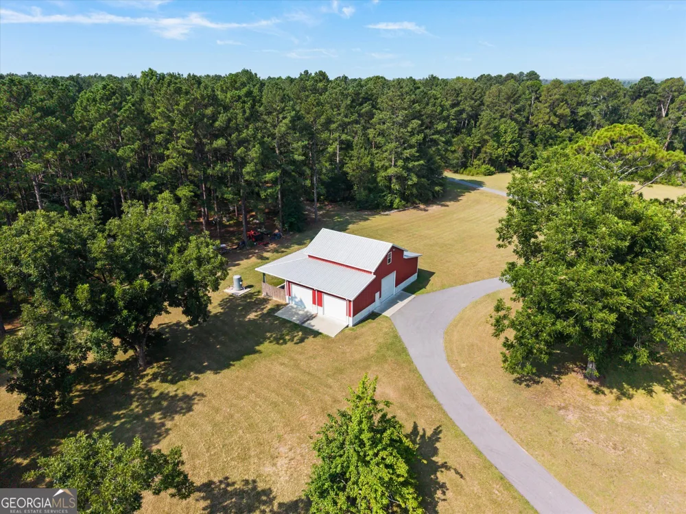 2224 Chainey Briar Rd Metter, GA 30439