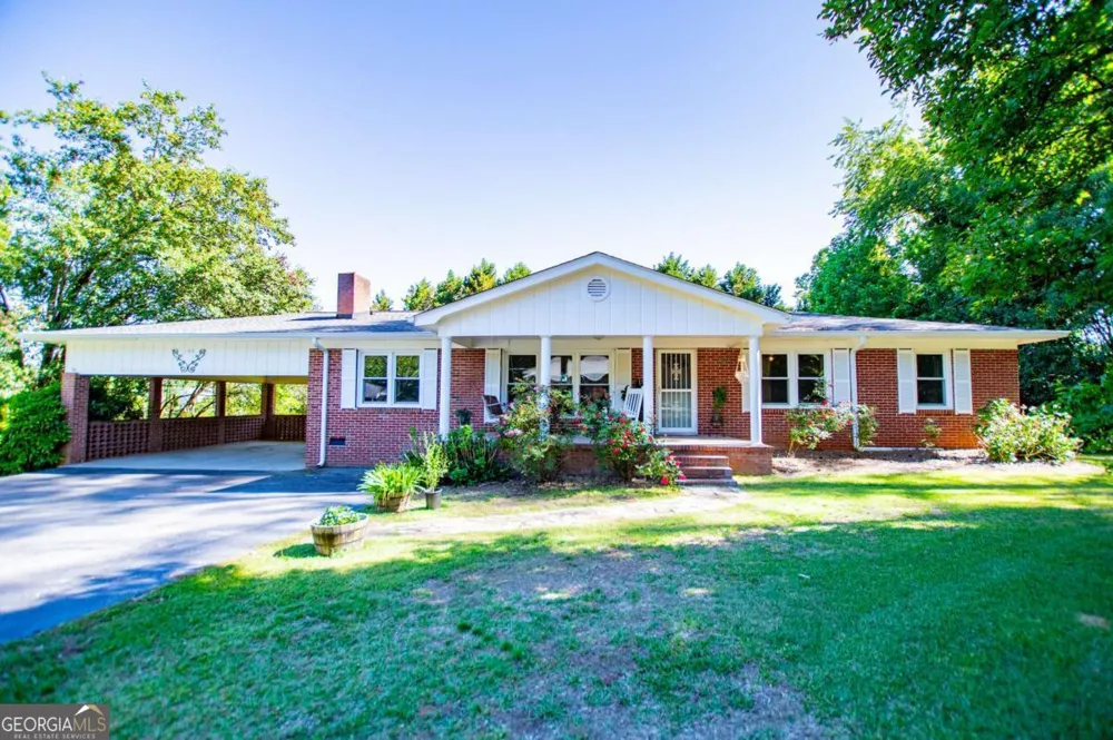 105 Sharp DR Carrollton, GA 30117