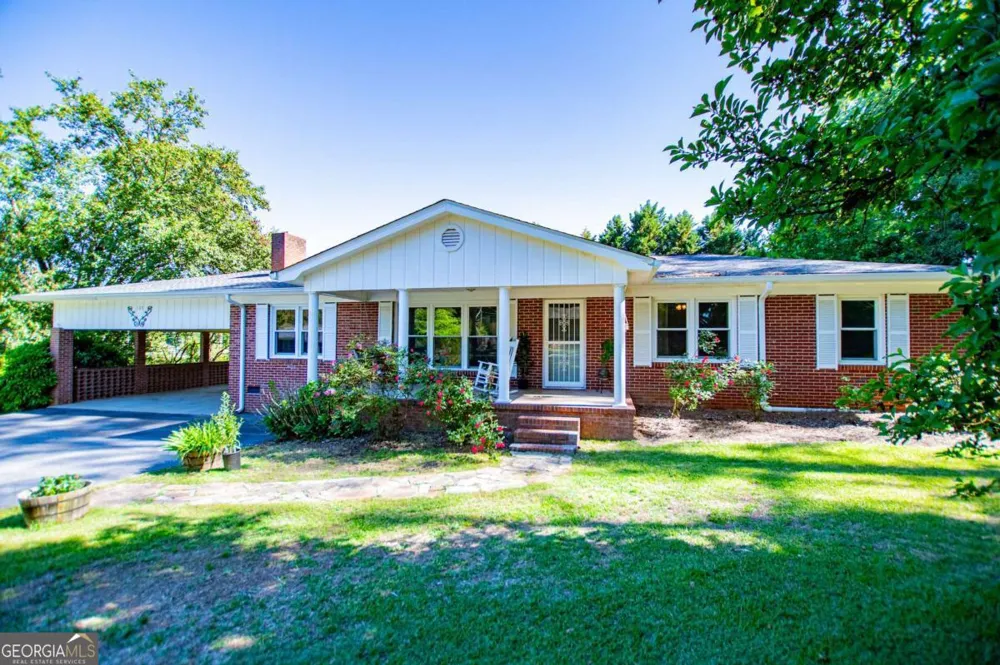 105 Sharp DR Carrollton, GA 30117