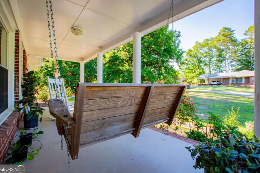 105 Sharp DR Carrollton, GA 30117