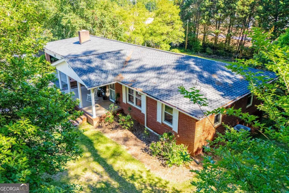 105 Sharp DR Carrollton, GA 30117