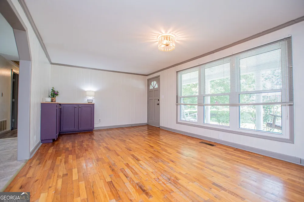 105 Sharp DR Carrollton, GA 30117