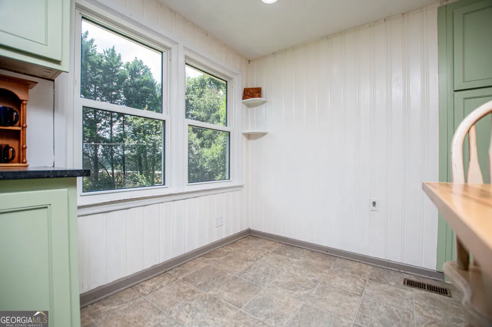 105 Sharp DR Carrollton, GA 30117