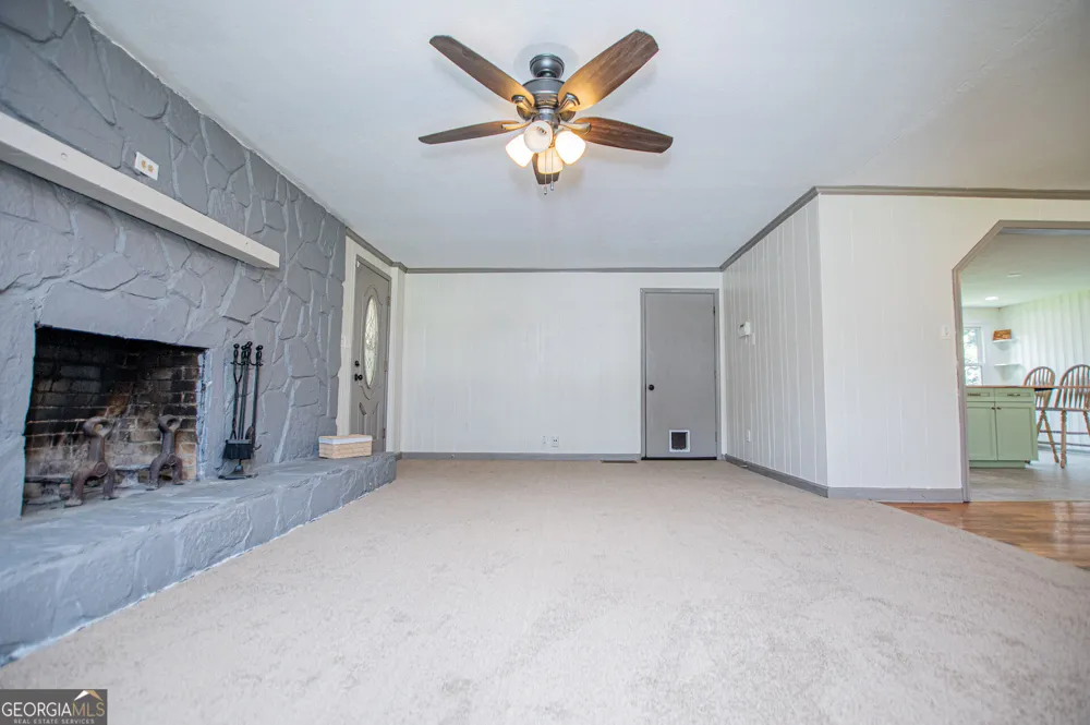 105 Sharp DR Carrollton, GA 30117