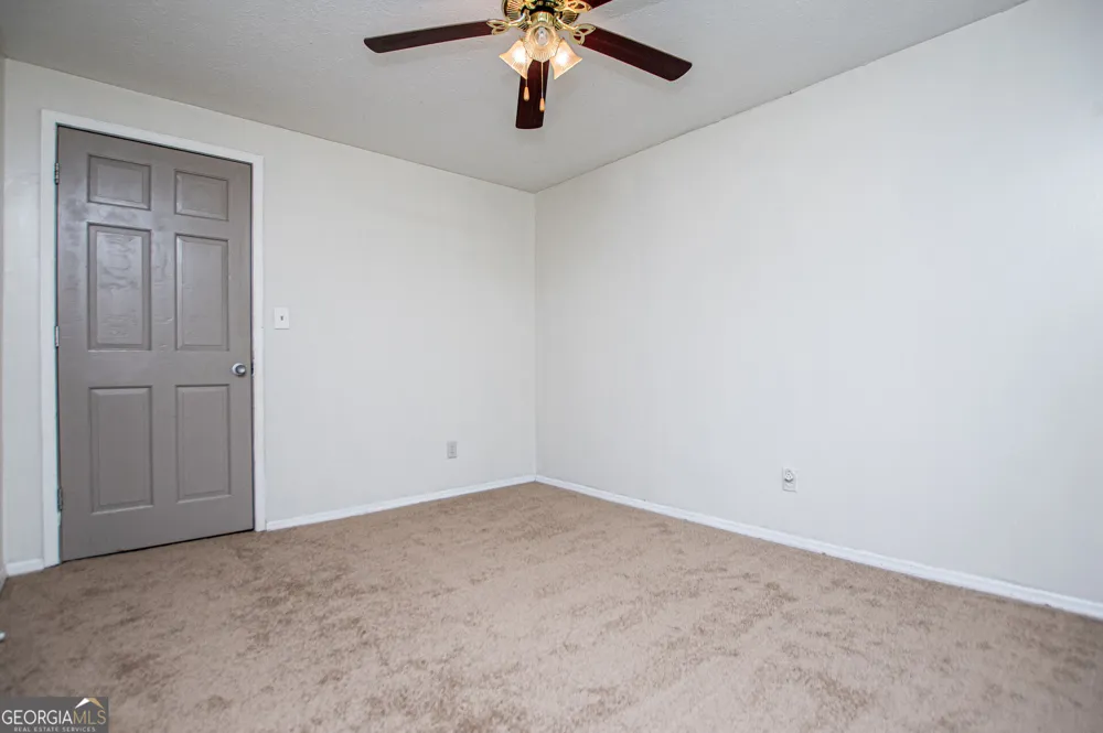 105 Sharp DR Carrollton, GA 30117