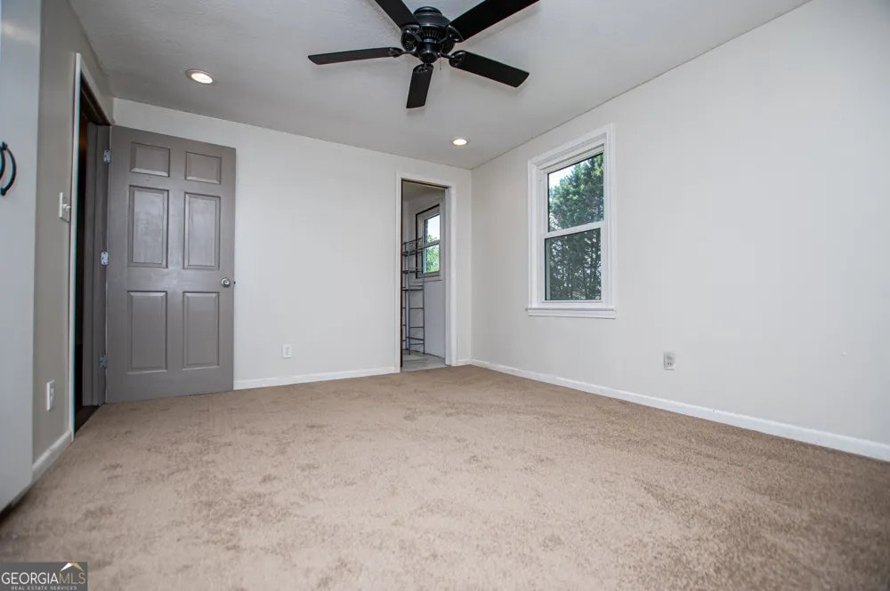 105 Sharp DR Carrollton, GA 30117