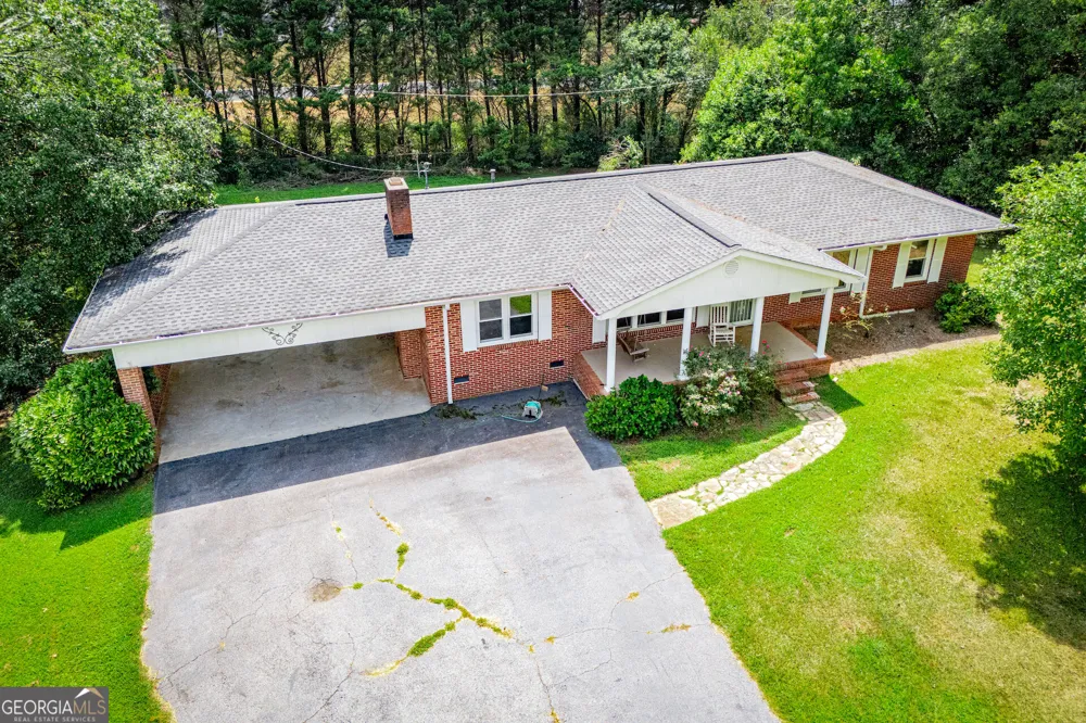 105 Sharp DR Carrollton, GA 30117