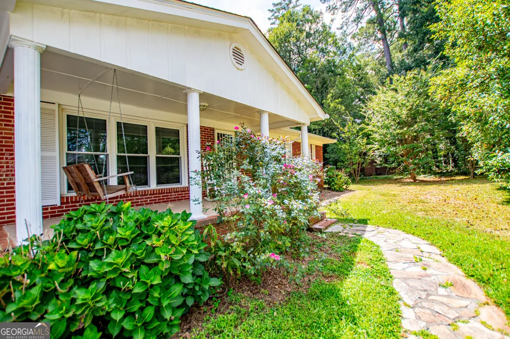 105 Sharp DR Carrollton, GA 30117