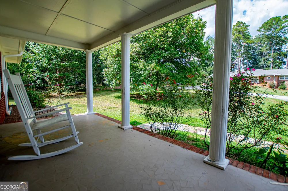 105 Sharp DR Carrollton, GA 30117
