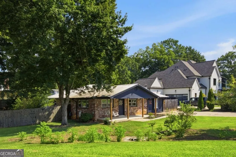 211 Brooke DR Alpharetta, GA 30009