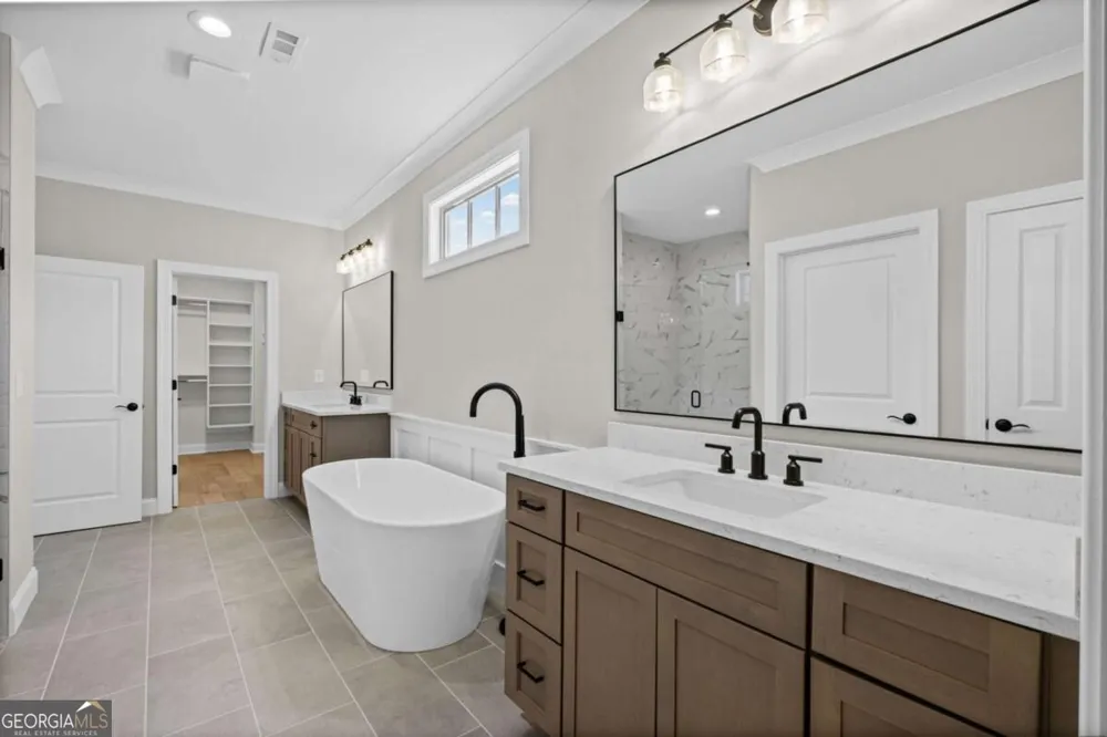 844 Lakemont DR Canton, GA 30114
