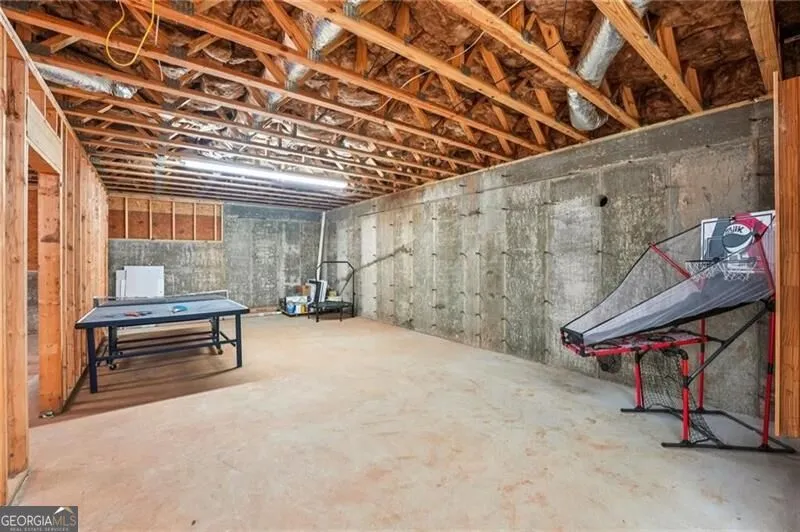 7055 Bannister RD Cumming, GA 30028