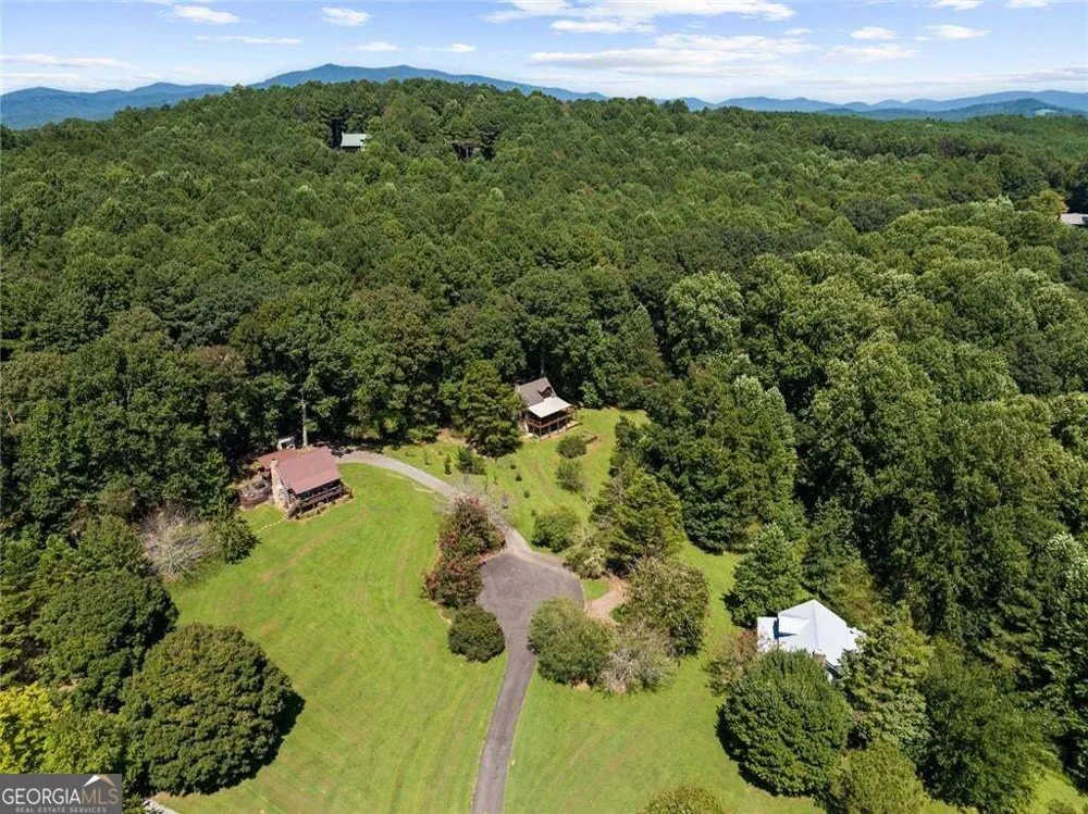 104 Blue Mountain LN Ellijay, GA 30536