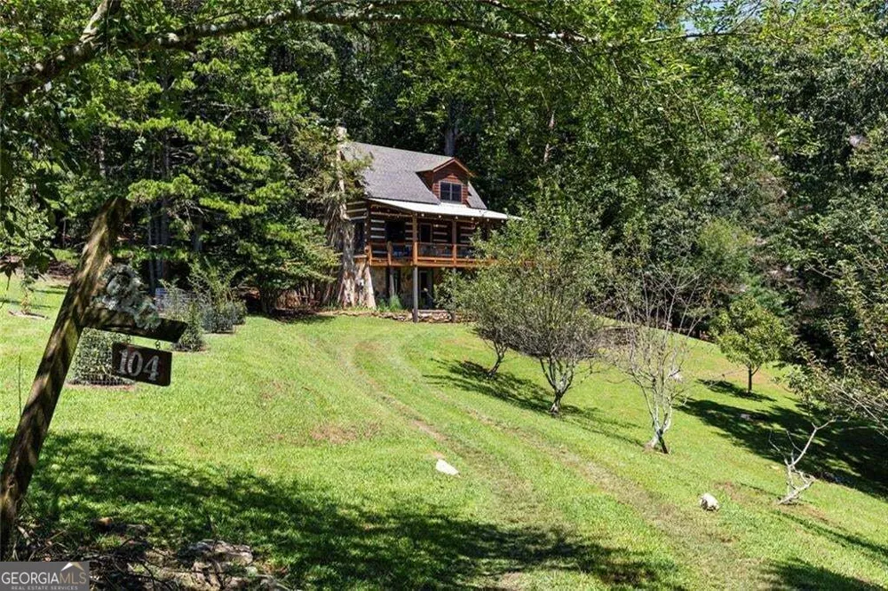 104 Blue Mountain LN Ellijay, GA 30536