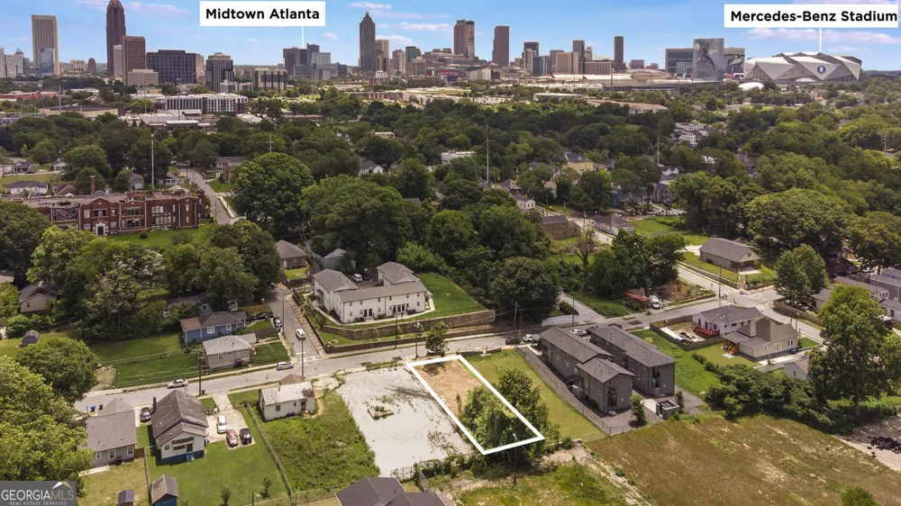 602 Paines AVE NW Atlanta, GA 30318