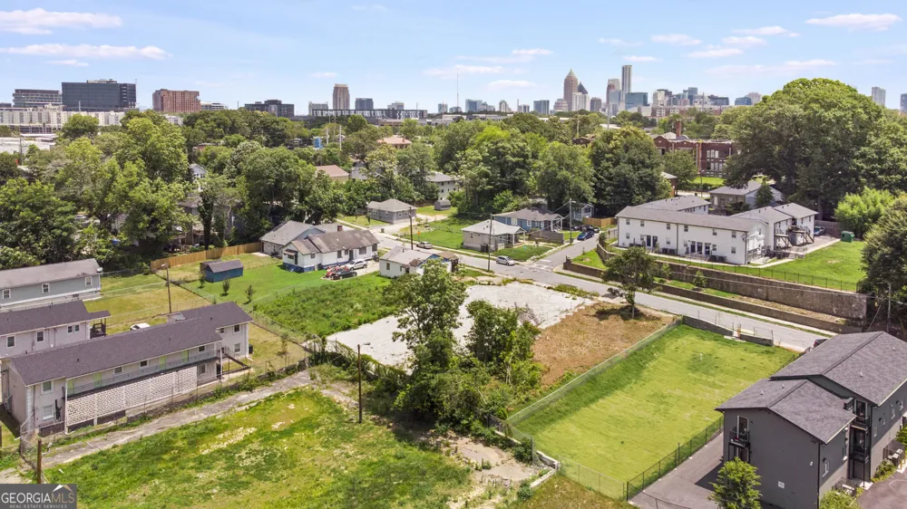 602 Paines AVE NW Atlanta, GA 30318