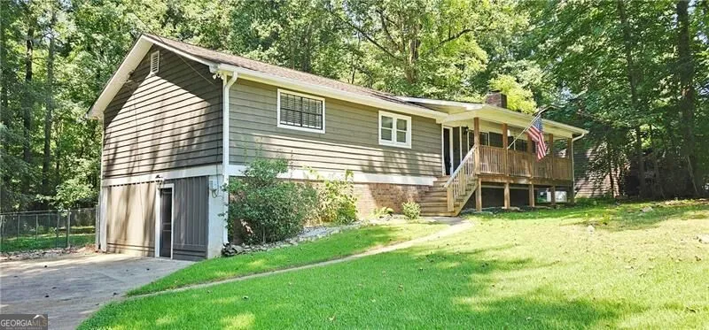6375 Caladium DR Acworth, GA 30102