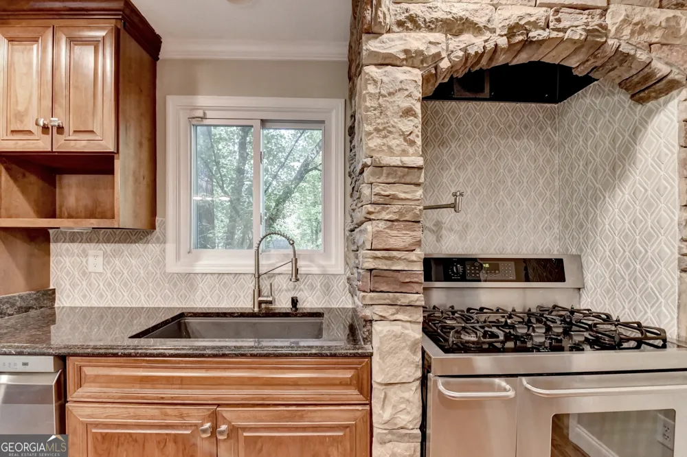 975 Timber Lake TRL Cumming, GA 30041