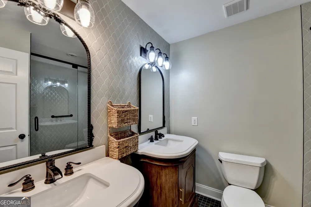 975 Timber Lake TRL Cumming, GA 30041