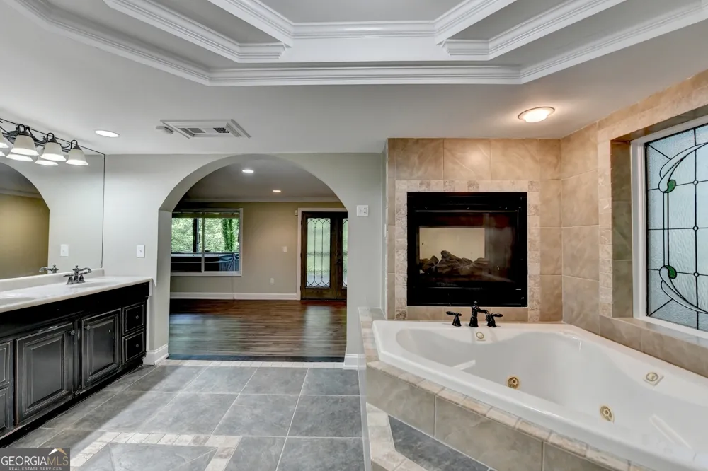 975 Timber Lake TRL Cumming, GA 30041