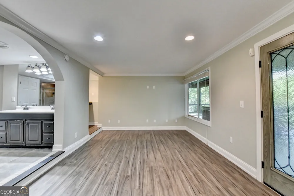 975 Timber Lake TRL Cumming, GA 30041