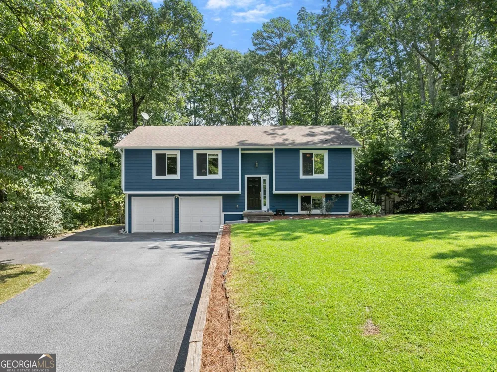 1725 Gordon RD Cumming, GA 30040