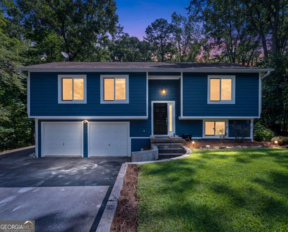 1725 Gordon RD Cumming, GA 30040