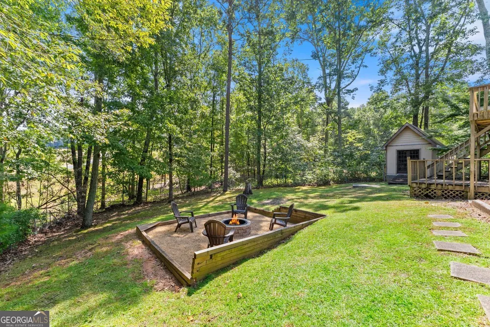 1725 Gordon RD Cumming, GA 30040