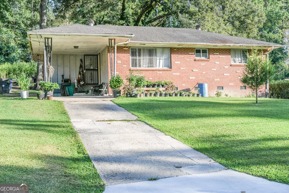 2792 Lancaster DR East Point, GA 30344