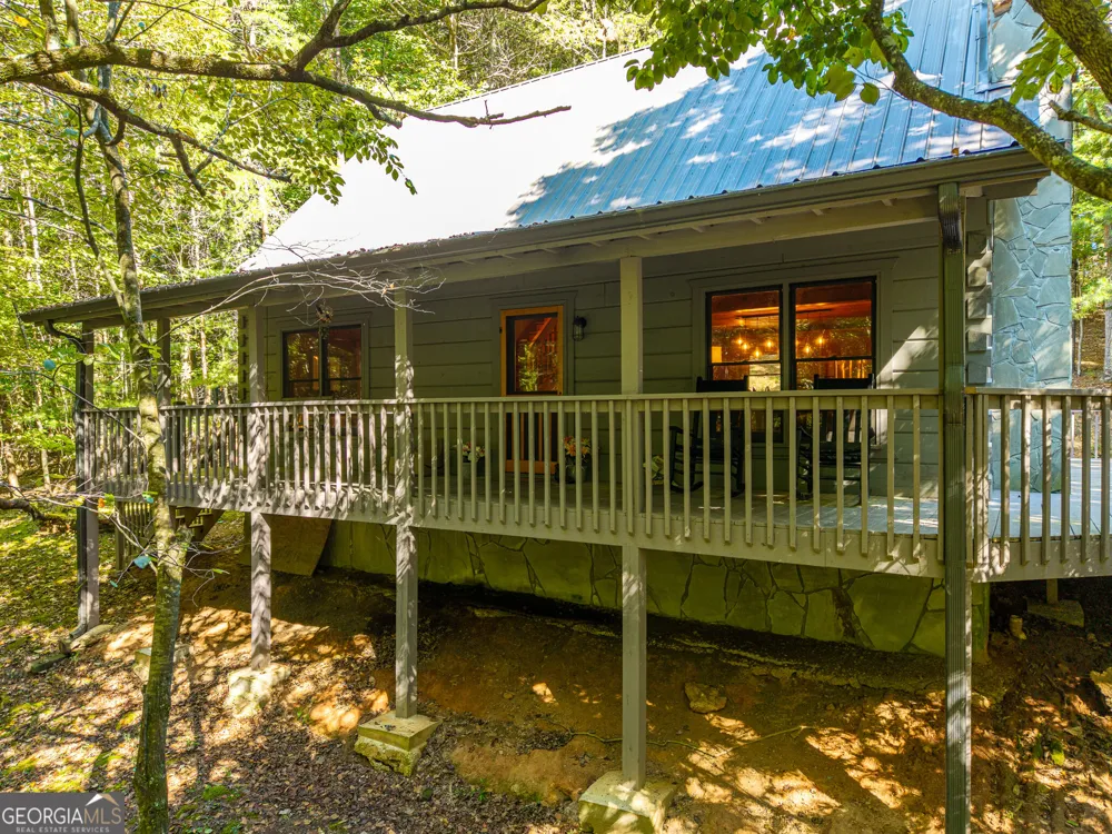 19 Blackberry Falls LN Ellijay, GA 30536