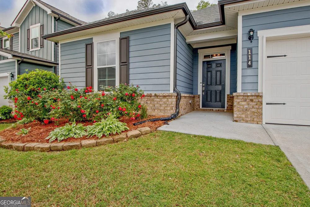114 Vivian LN Peachtree City, GA 30269