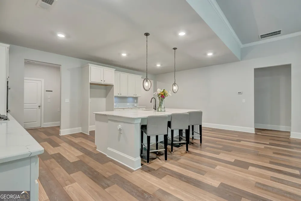 114 Vivian LN Peachtree City, GA 30269